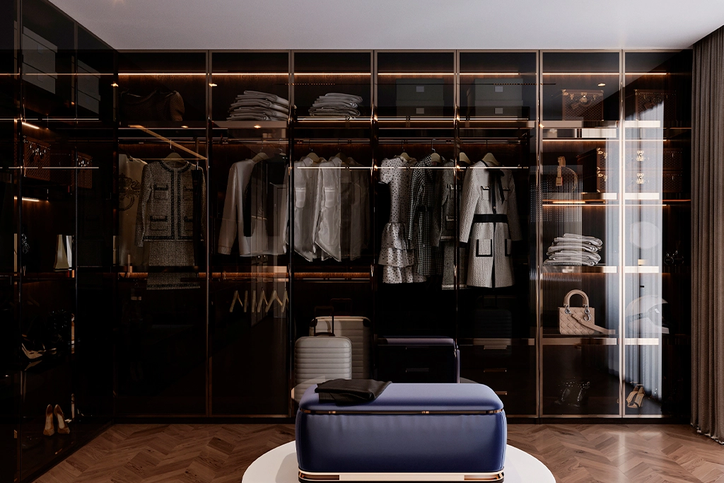 Custom closet systems in Miami: tailored storage solutions
